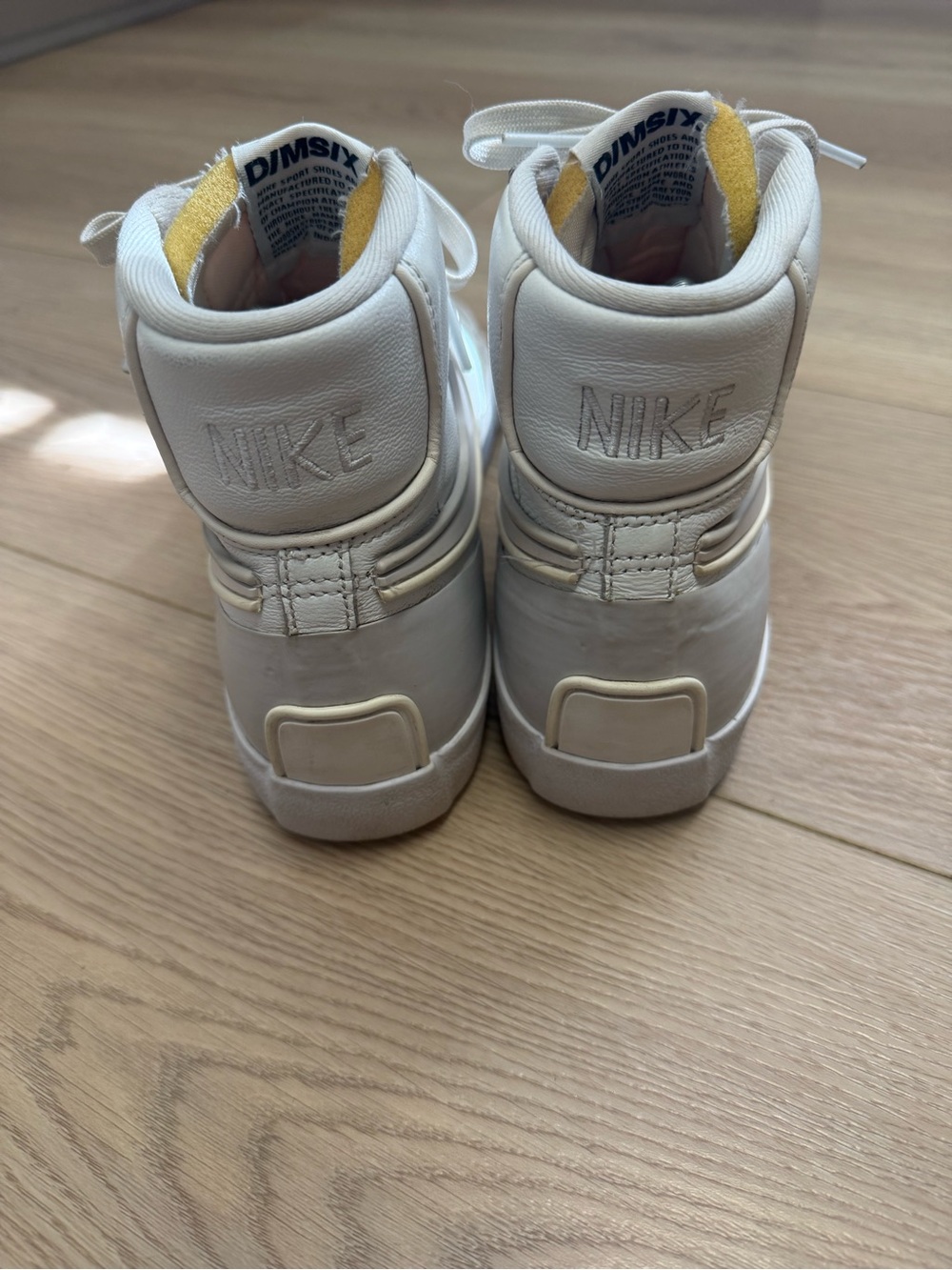 Nike Blazer Mid '77 Infinite sneakers in the "Summit White" Women’s Size 9.5 - Picture 2 of 11